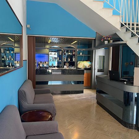 Hotel Estense Rimini Luaran gambar
