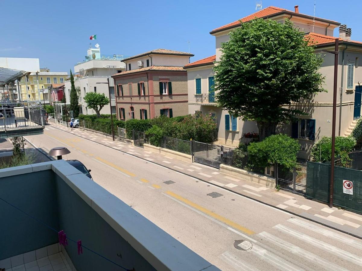 Hotel Estense Rimini Luaran gambar